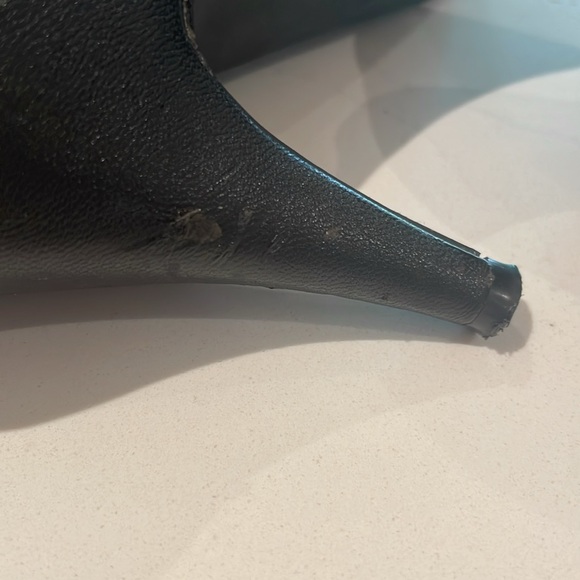 Black Steve Madden peep-toe heals - Picture 5 of 7